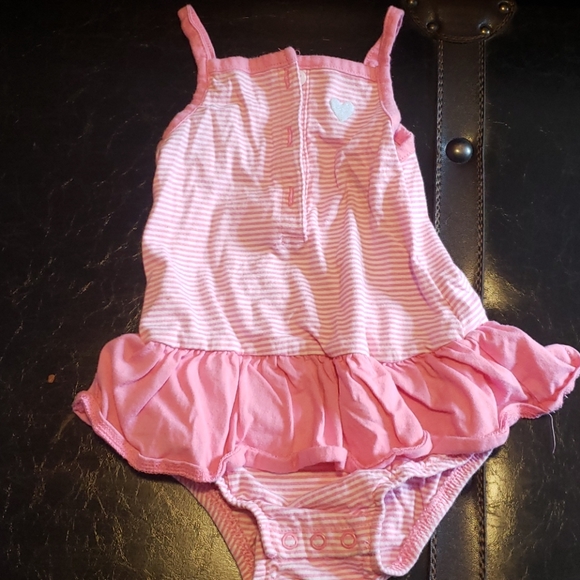 Carter's tutu onezie - Picture 1 of 6